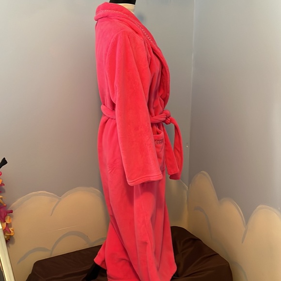 Kim by Cypress Pink cozy bath robe. never been worn, size L, $20 - Picture 5 of 6